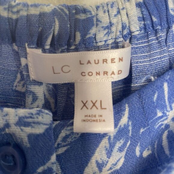 Lauren Conrad Blue White Floral Fairycore  Button‎ Down RayonBlend Top SZ XXL - Picture 11 of 13